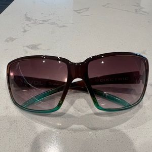 Electric sunglasses- green accent sunglasses. Great for the pool or beach.